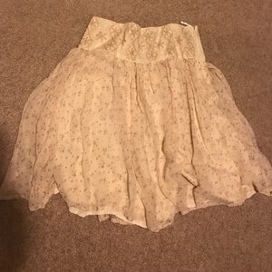 Fun and flirty skirt