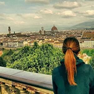 Meet your Posher, Fatima