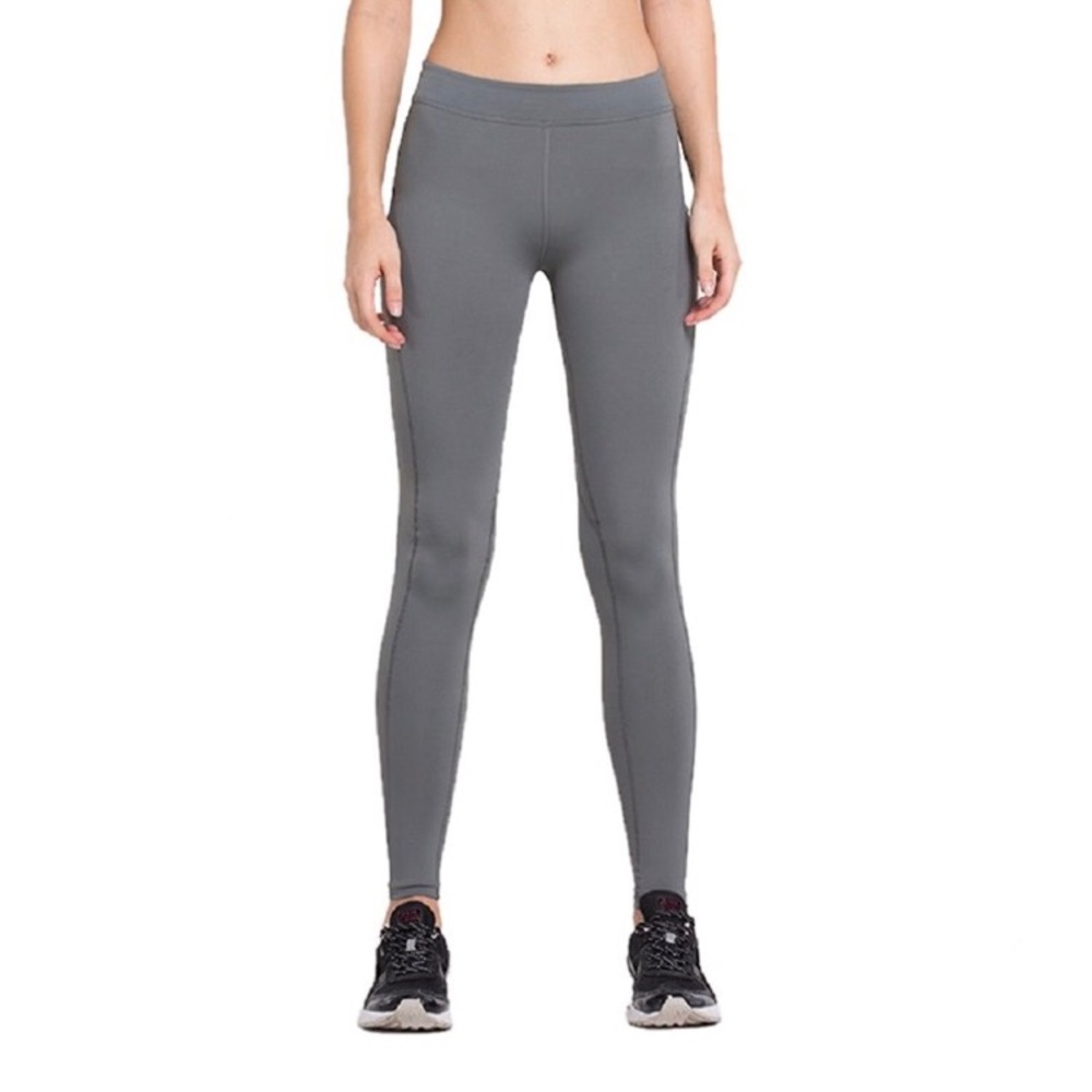 BUTT LIFT compression leggings / yoga. THESE LIFT
