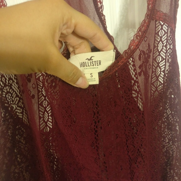 Hollister BURGUNDY LACE TANK - Picture 3 of 3