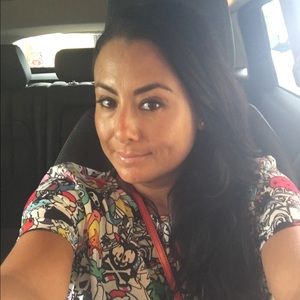 Meet your Posher, Shelli