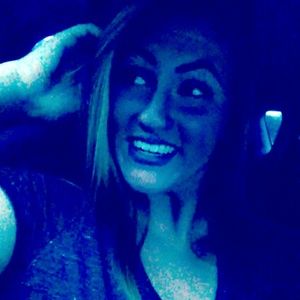 Meet your Posher, Macie