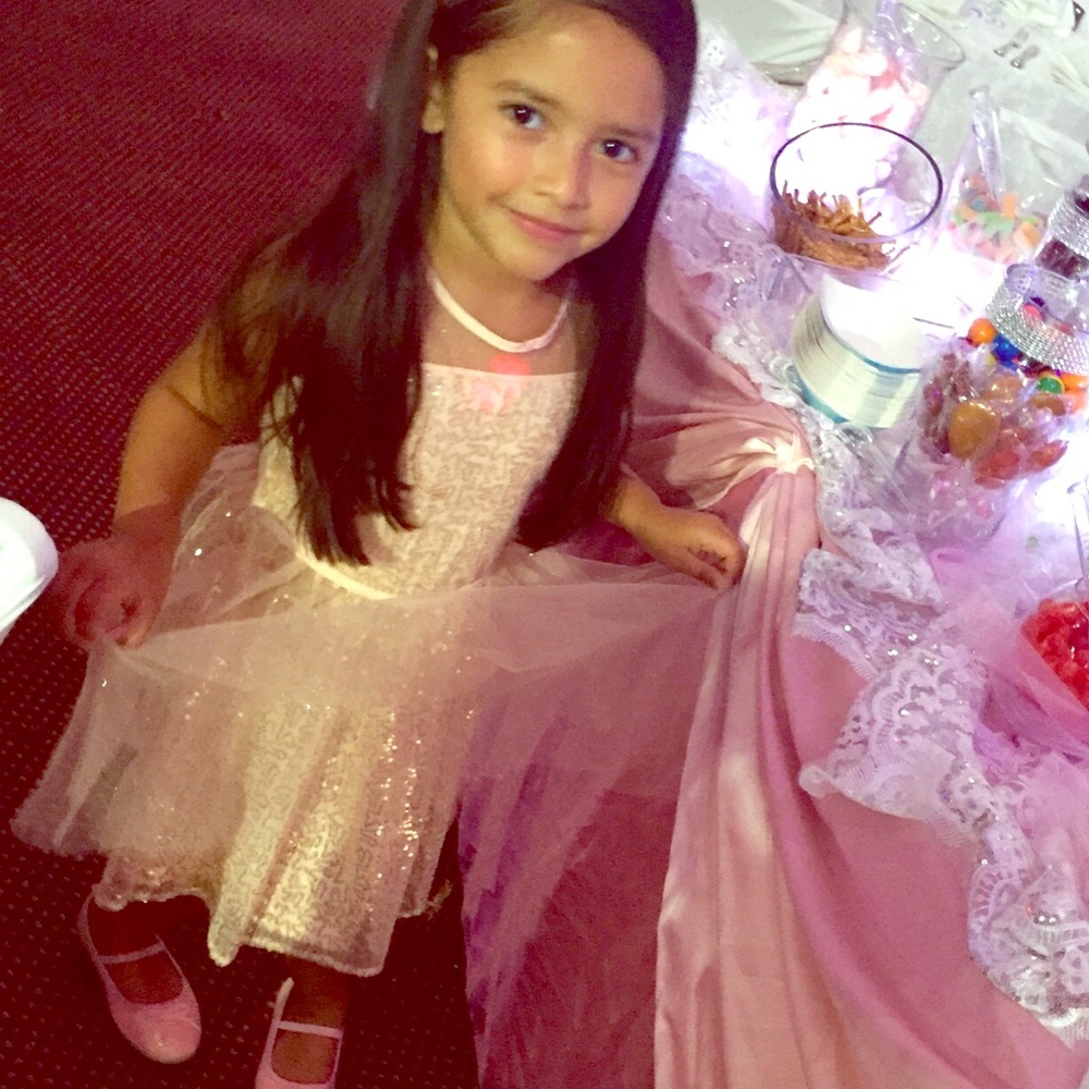 Little Girls Dress 6X