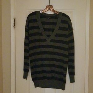 Gap small cashmere sweater.