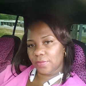 Meet your Posher, Tonya