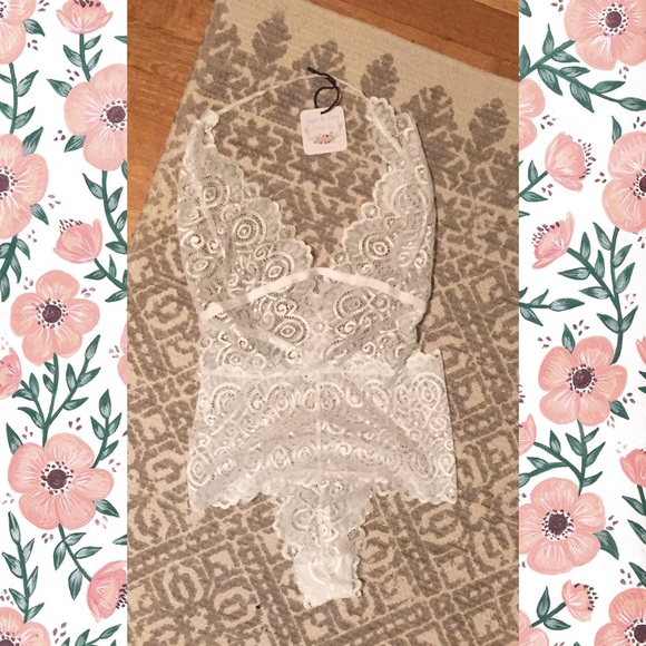 NWT💕White Lace Stretchy Lace Bodysuit Lingerie - Picture 5 of 8
