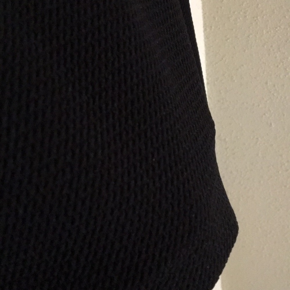 Top - Picture 3 of 5