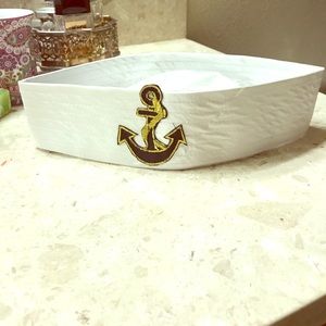 Dress up sailor hat!