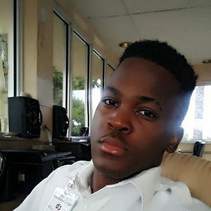 Meet your Posher, Telemaque