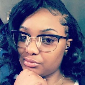 Meet your Posher, Tonica