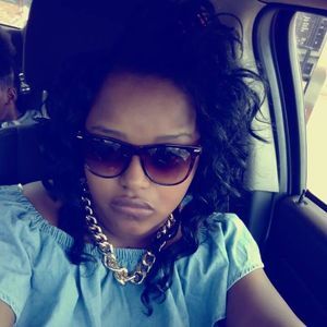 Meet your Posher, Monique