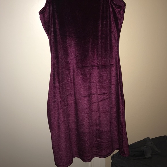 tight velvet above the knee dress - Picture 6 of 6