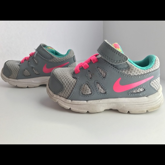 Nike Revolution Baby/Girls Sneakers - Picture 2 of 6