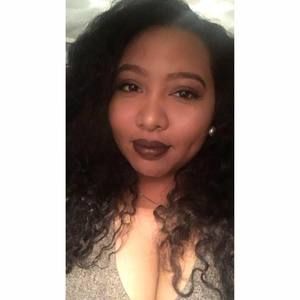 Meet your Posher, Chanel