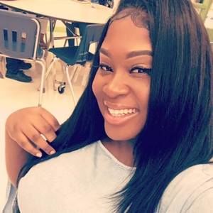 Meet your Posher, Samira