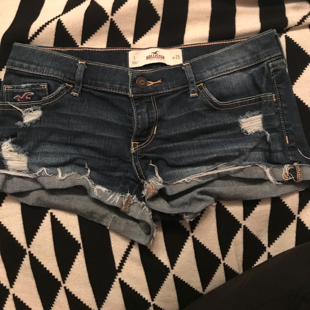 HOLLISTER shorts