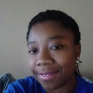 Meet your Posher, Latisha