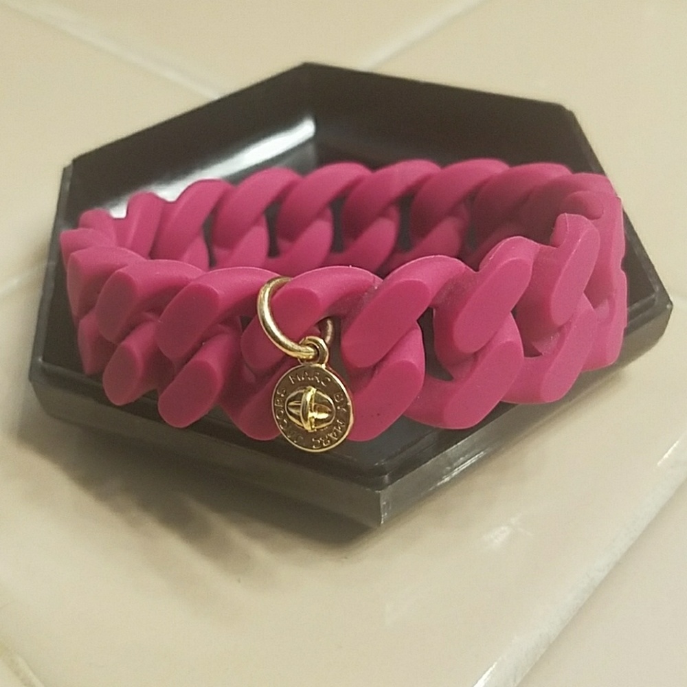 MARC JACOBS BRACELET!