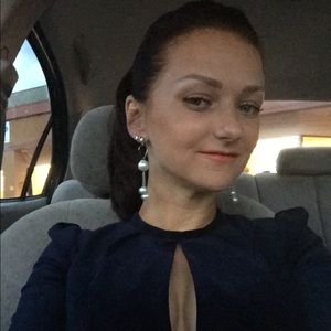 Meet your Posher, Valerie