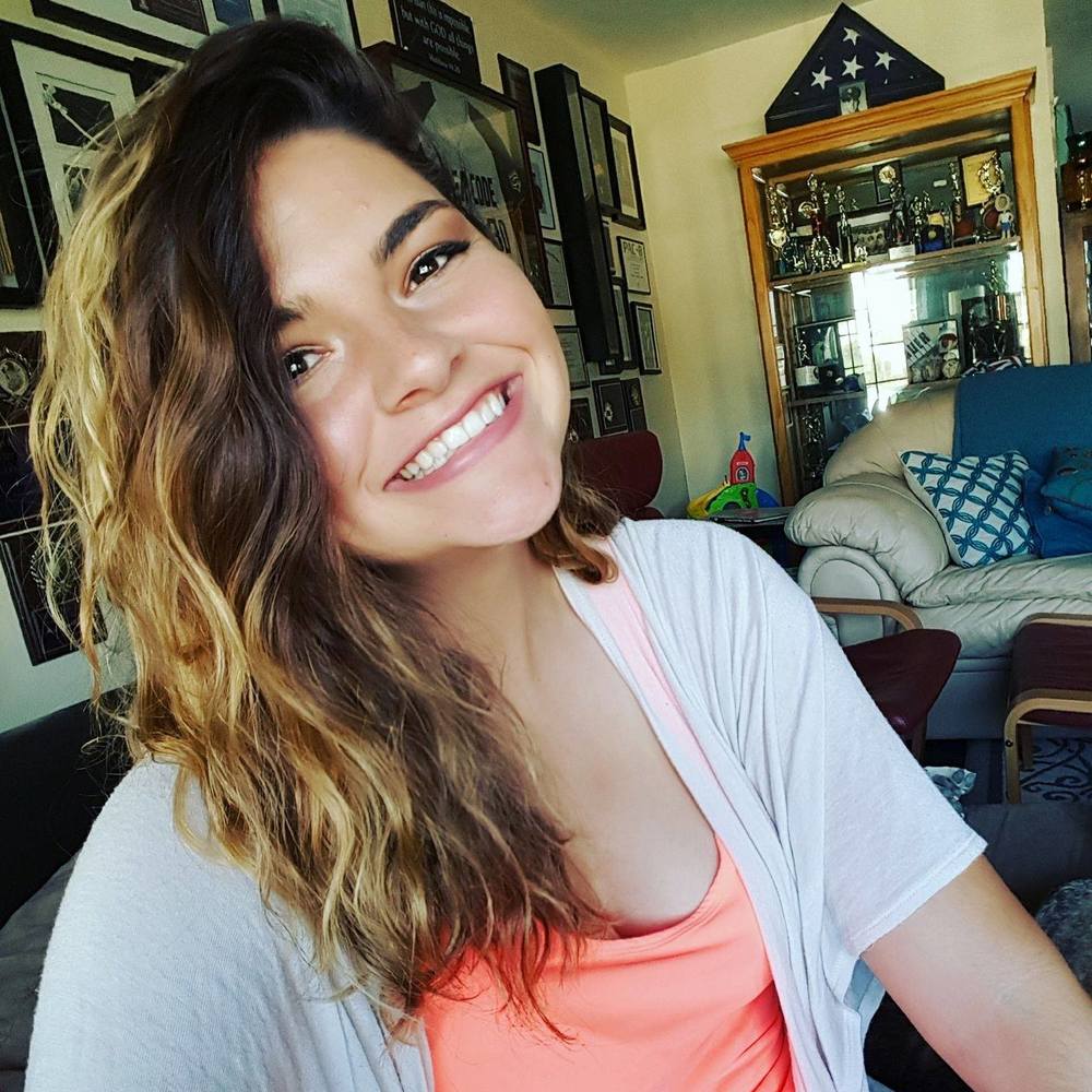 Meet your Posher, Hannah