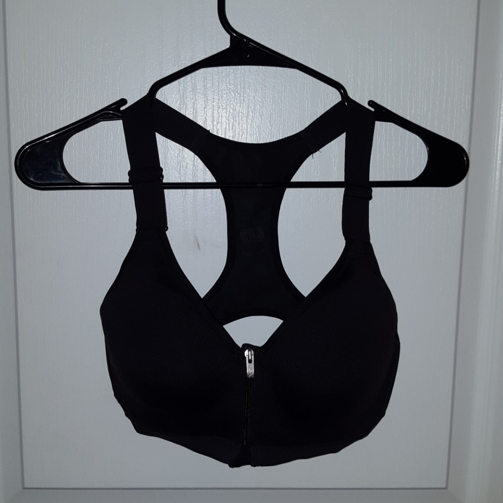 VS Harness Sports Bra