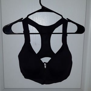 VS Harness Sports Bra