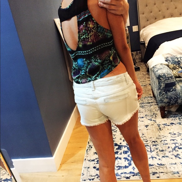 LF crop top - Picture 2 of 3