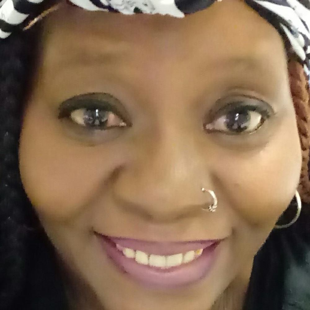 Meet your Posher, Phyllis