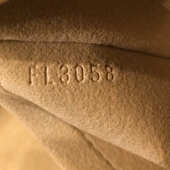 š„LOUIS VUITTONš„-Manhattan GM Limited Edition - Picture 6 of 7