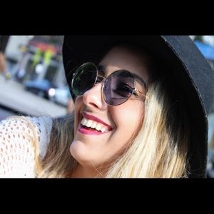 Meet your Posher, Lorena