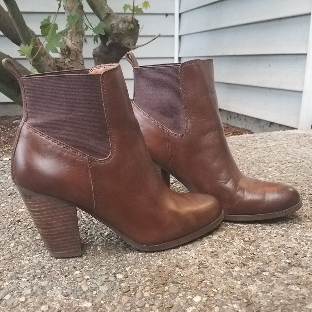 Lucky Brand Brown Leather Ankle Bootie