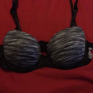 32A Victoria secret bra