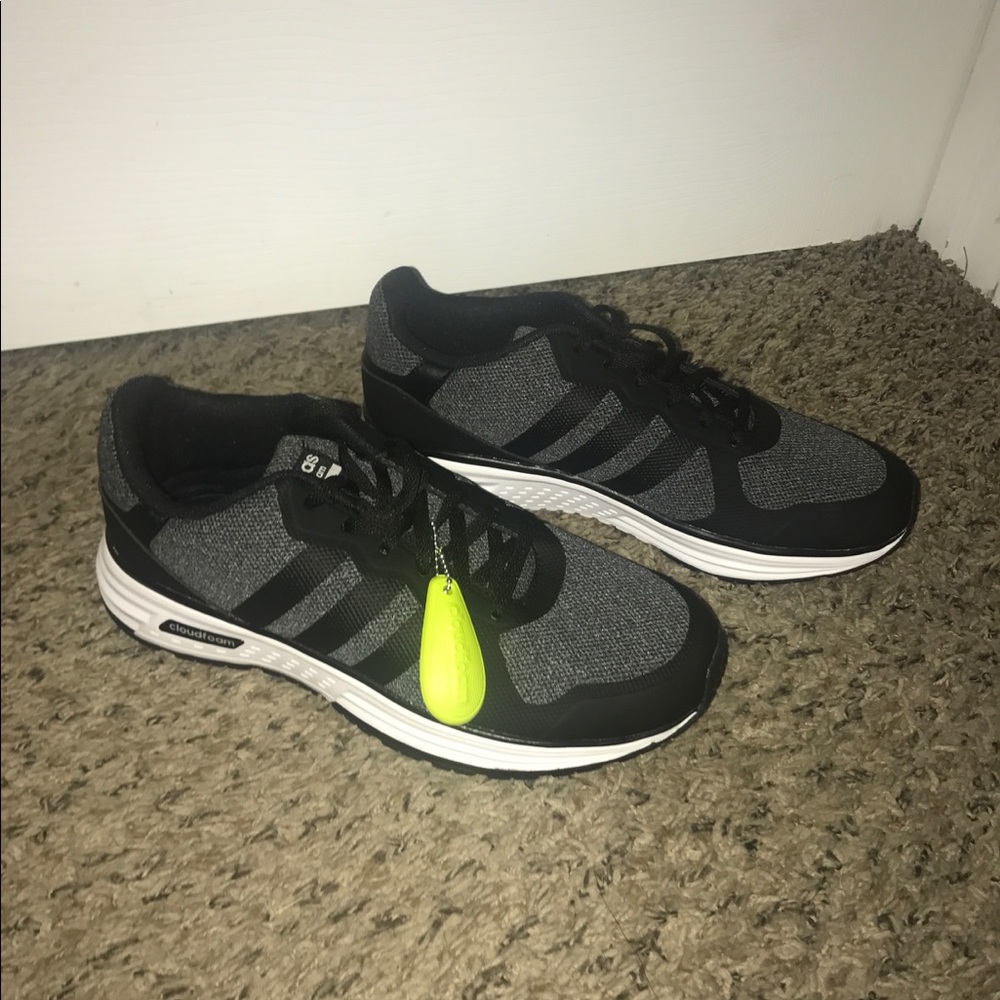 ADIDAS WOMEN'S SIZE 8 SNEAKERS