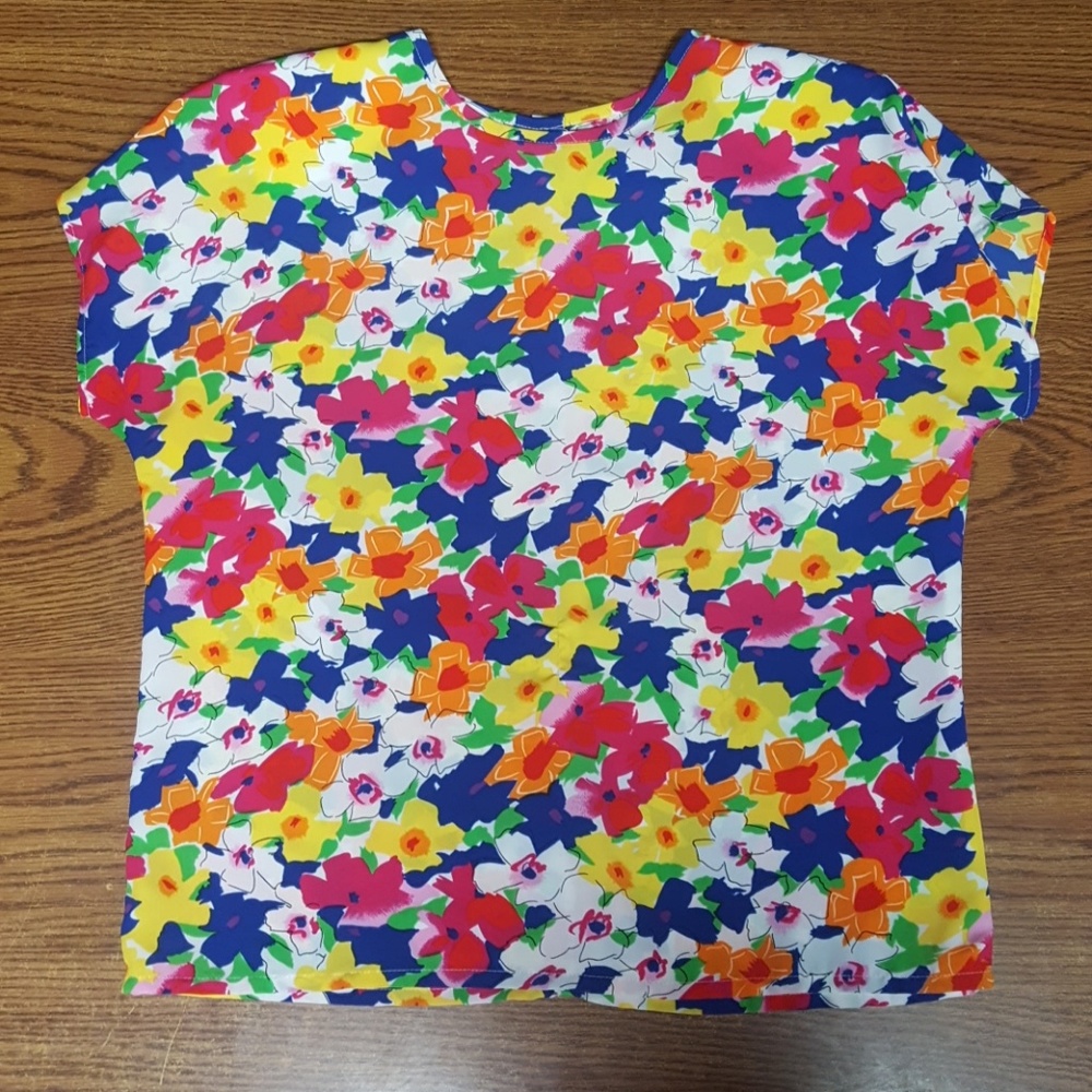 Flower Pattern top