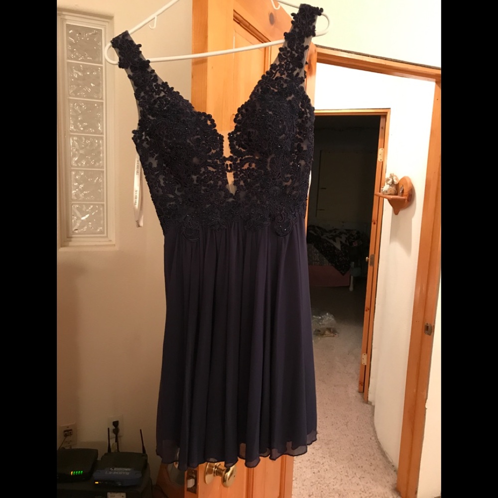 Navy Sherrie Hill homecoming/tolo dress.