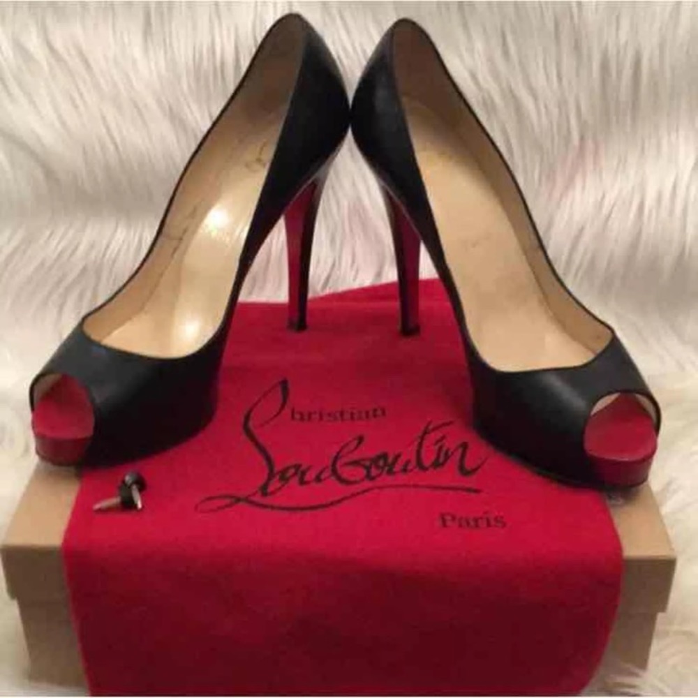 Christian Louboutin Very Prive