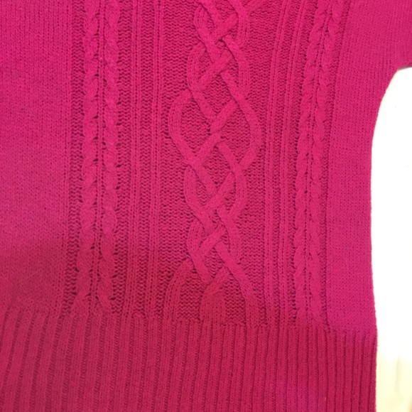 Adorable Old Navy Pink Short Sleeve Sweater Size L - Picture 3 of 12