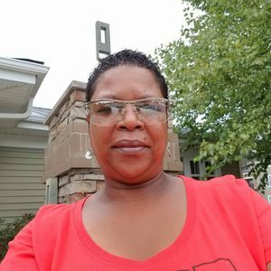 Meet your Posher, Tonya