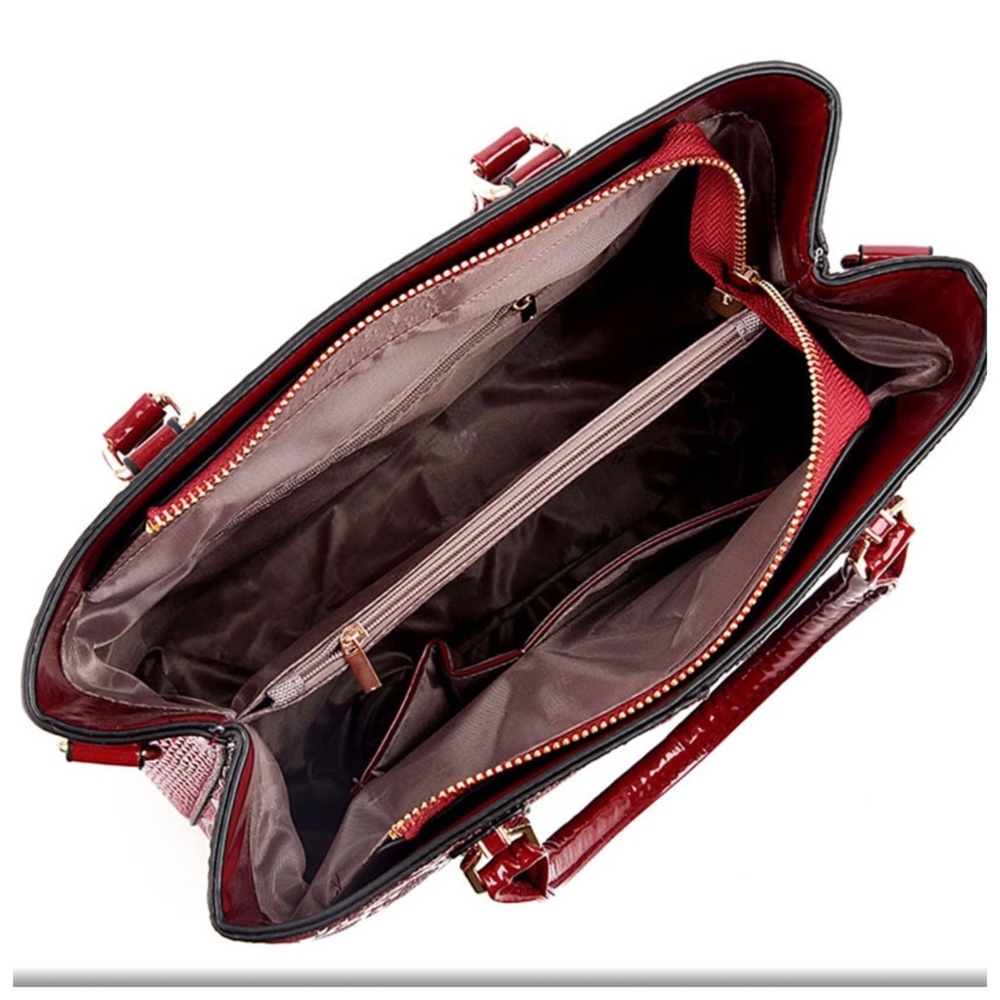 ❤️ The Leona Burgundy Crocodile Embossed Handbag - Picture 6 of 8