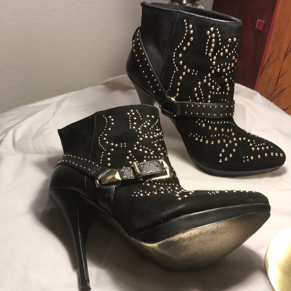 Bebe, Sued Black/Gold Boots
