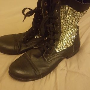 Steve Madden studded toppers