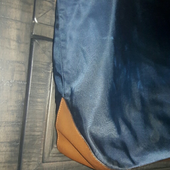 Michael Kors tote - Picture 4 of 7