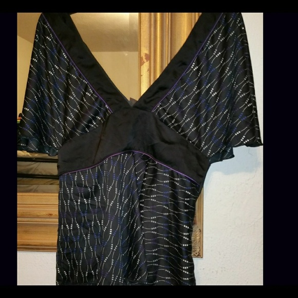 💗💗💗5$ if bundle 3 items Blouse  size SM - Picture 2 of 3