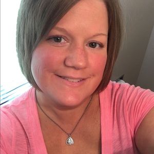 Meet your Posher, Becky