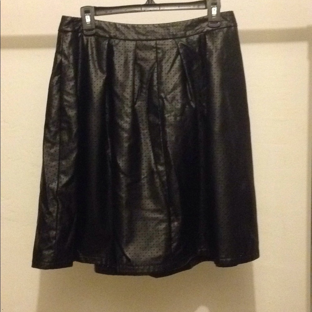Black Worthington faux leather skirt