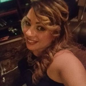 Meet your Posher, April
