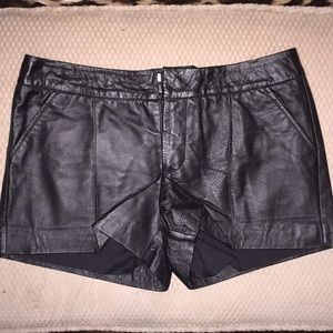 💯 Black Leather Shorts