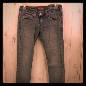 Size 3, skinny Levi jeans. Excellent condition.