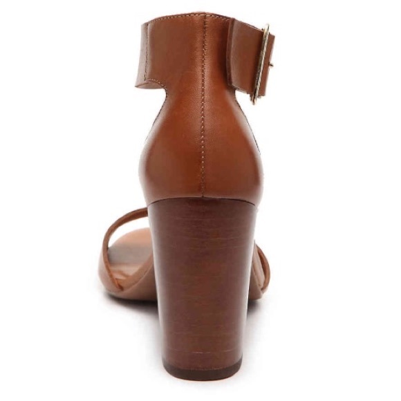 SOLD! Steve Madden Estoria Block Heel Sandals - Picture 2 of 7