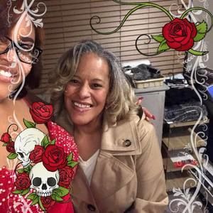 Meet your Posher, Iris